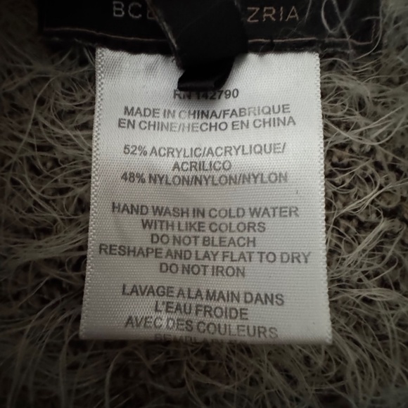 BCBGMaxAzria bohemian print fuzzy sweater cardigan jacket with hood - Picture 4 of 9